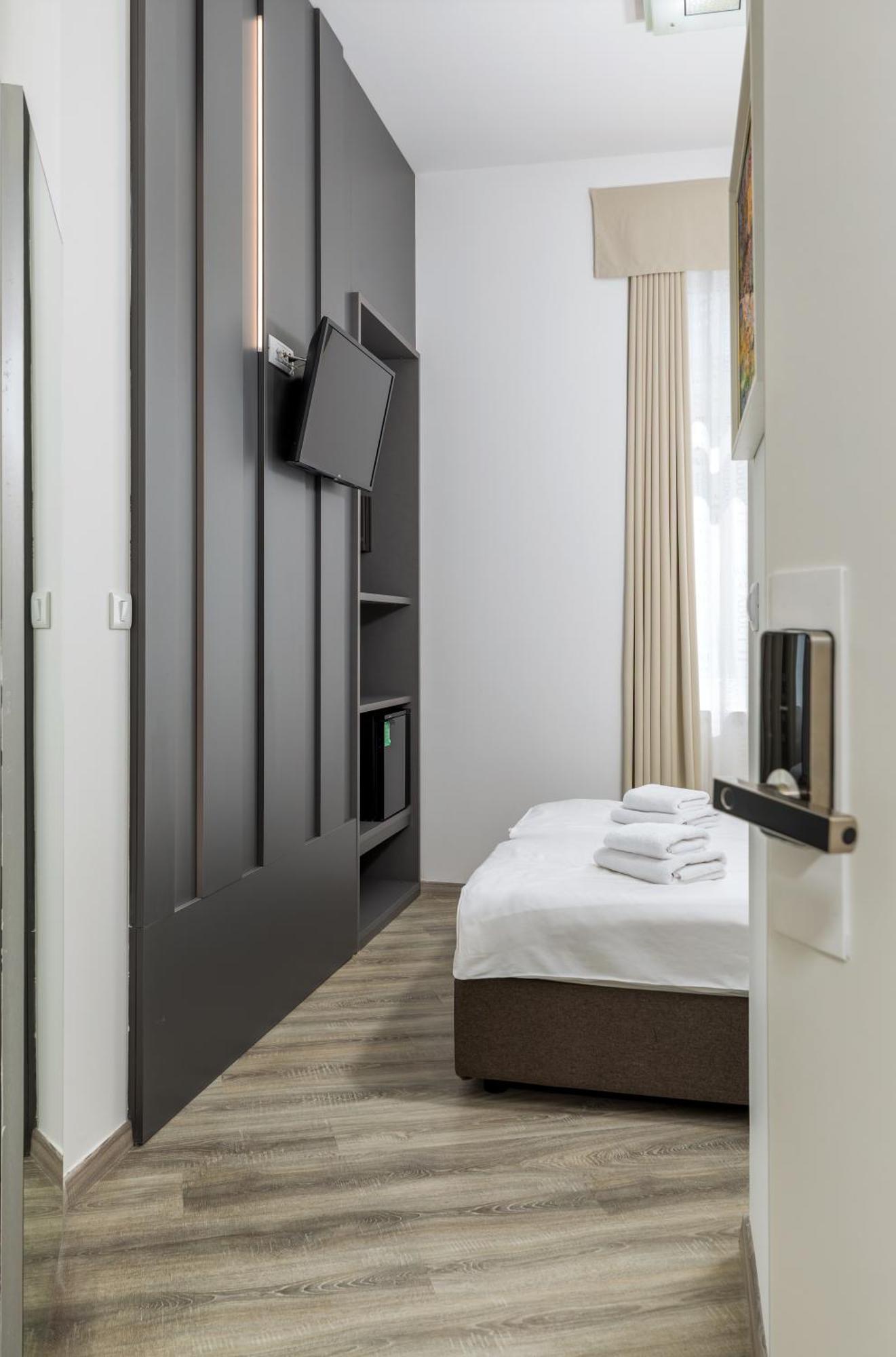 Boutique Suites Joyce Pula Bagian luar foto