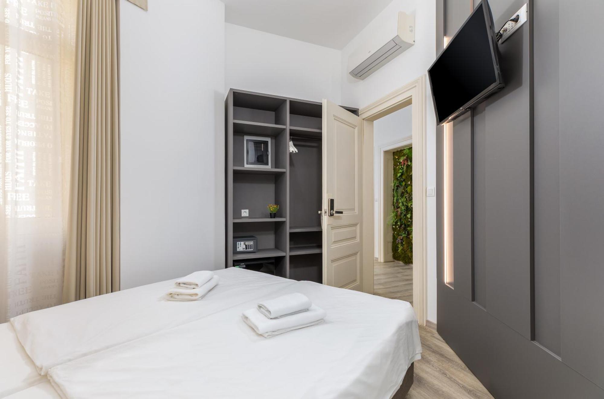 Boutique Suites Joyce Pula Bagian luar foto