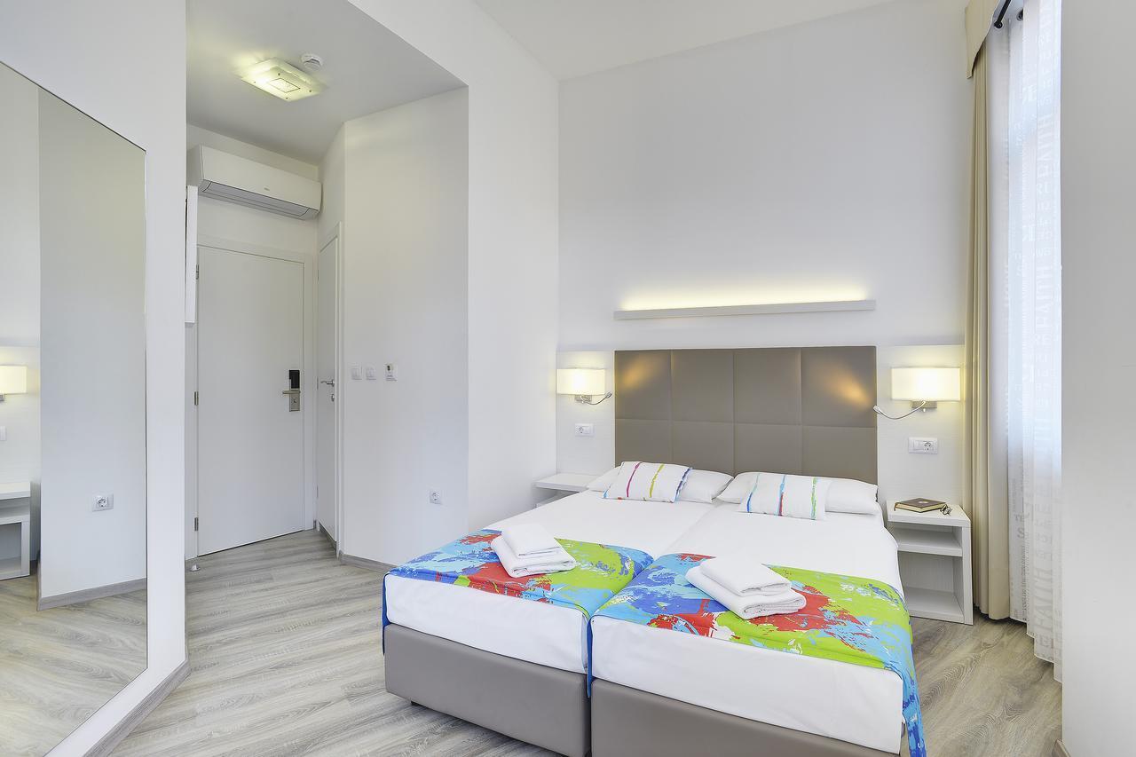 Boutique Suites Joyce Pula Bagian luar foto